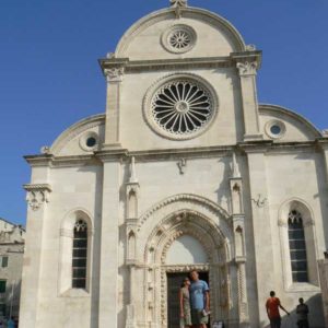 Do Albanii 2009 - stare miasto Szybenik w Chorwacji