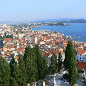 Do Albanii 2009 - stare miasto Szybenik w Chorwacji