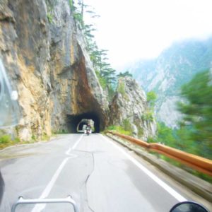 Do Albanii 2009 - kanion rzeki Piva w Czarnogórze