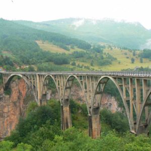 Do Albanii 2009 - kanion rzeki Tara, most na Tarze w Czarnogórze