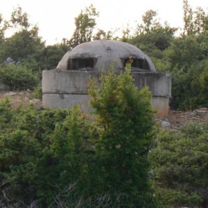 Do Albanii 2009 - albańskie bunkry w drodze do Macedonii