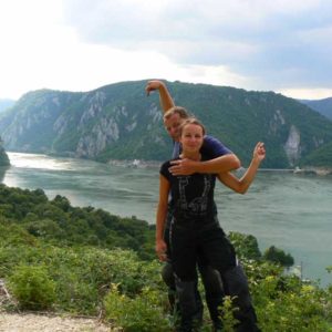 Do Albanii 2009 - Serbia, cerkiew i skalna rzeźba przy kanionie Derdap wzdłuż Dunaju