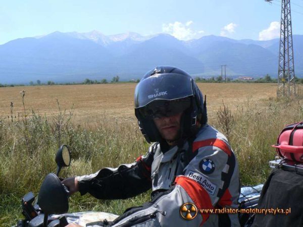 Wyprawa motocyklowa – Bułgarski Bastion Komunizmu – w tle Góry Pirin