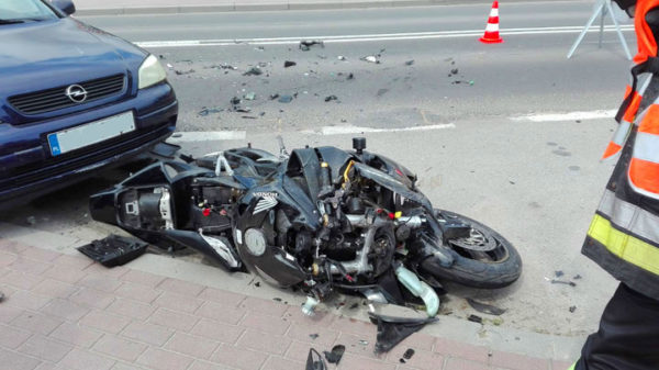 Wypadek z udziałem motocykla