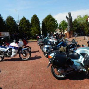 Galeria zdjęć z rozpoczęcia sezonu motocyklowego - Lubaczów-Obóz Zagłady w Błótku 2017