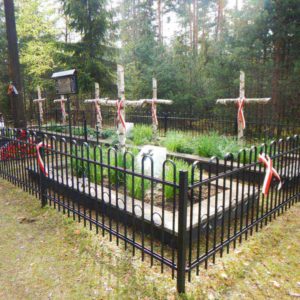 Galeria zdjęć z rozpoczęcia sezonu motocyklowego - Lubaczów-Obóz Zagłady w Błótku 2017