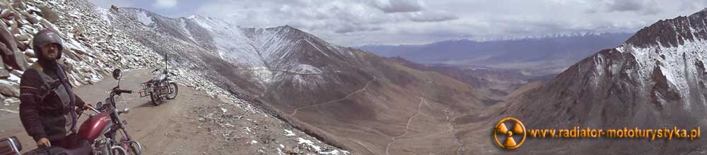 Pustkowia w Himalajach - widok z Khardung La - Himalaje - Indie 2011