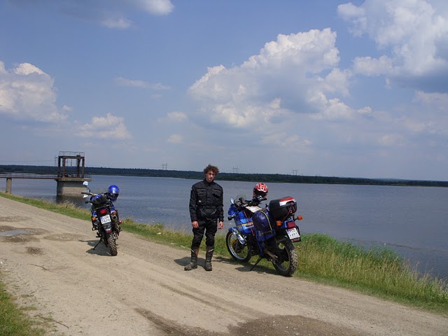 Nieczynna kopalnia siarki na Ukrainie - Dwa enduro na połoninach - Zakarpacie 2010