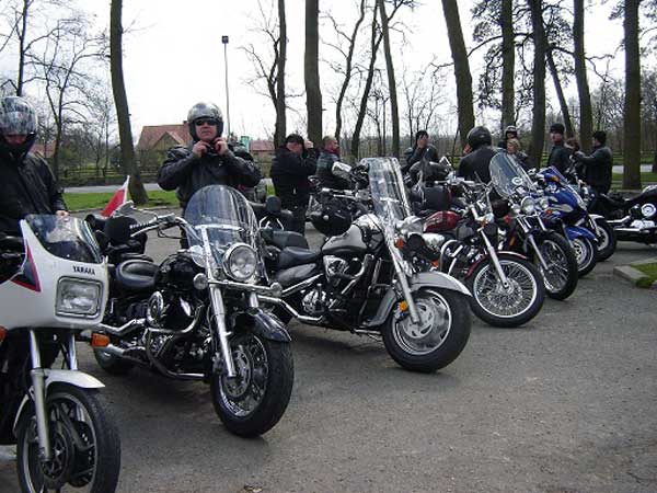 Motocykliści w drodze do Częstochowy